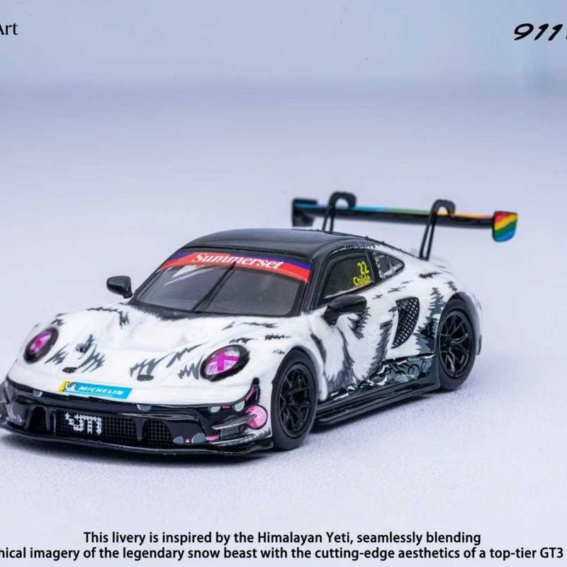 إيلوين آرت 1/64 بورشه 911 GT3R - مراجعة Monstera وسعره